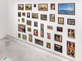 Exhibition view of the exhibition „Provenances. Wayfaring Art“